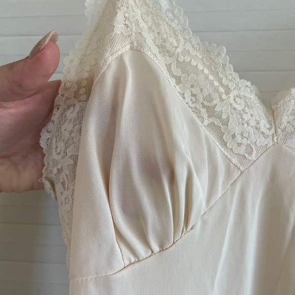 Vintage Cream Lace Slip Dress - Picture 4 of 6
